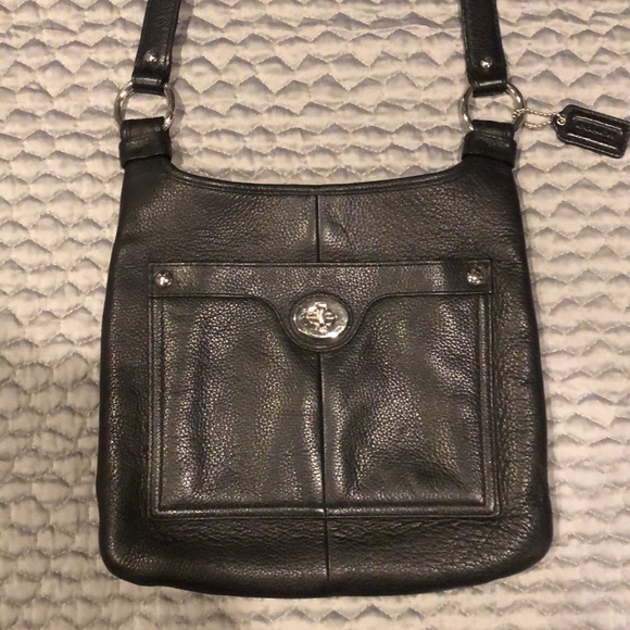 Coach Leather Crossbody Satchel Messenger Purse - Picture 3 of 12